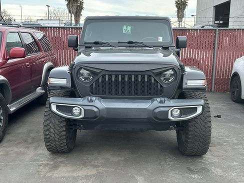 Used 2021 Jeep Wrangler Unlimited Sahara image 5