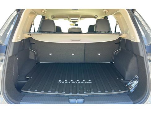 New 2026 Nissan Rogue Rock Creek image 9