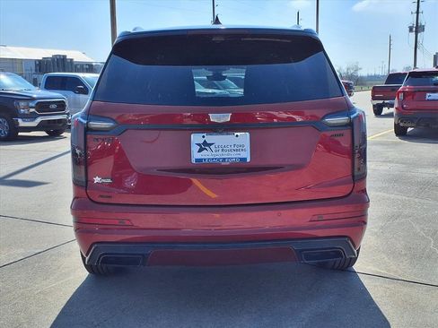 Used 2022 Cadillac XT6 Sport w/ Platinum Package image 5