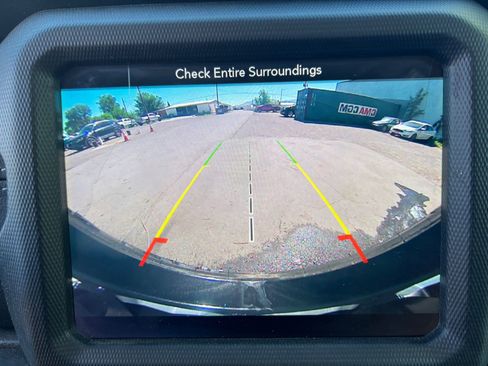 Used 2018 Jeep Wrangler Unlimited Sahara w/ Uconnect 4C Nav & Sound Group AWD/4WD image 25