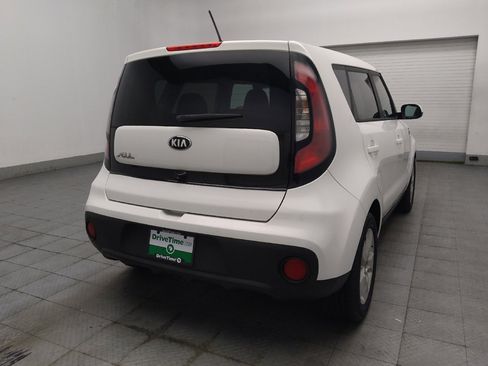 Used 2017 Kia Soul w/ Convenience Package FWD image 9