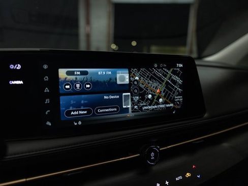 Used 2023 Nissan Ariya AWD image 27