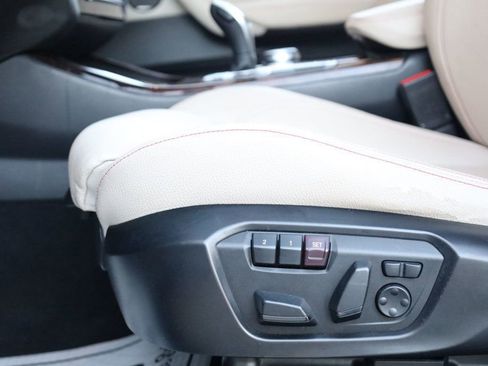 Used 2017 BMW X3 xDrive28i image 17