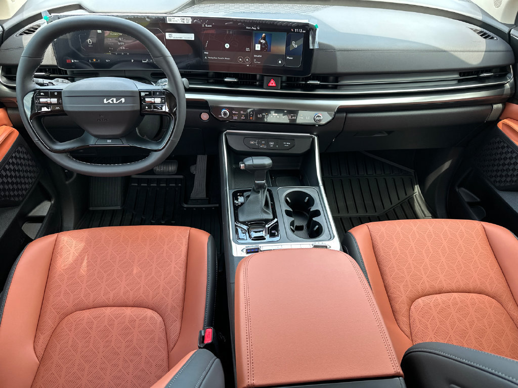 New 2027 Kia Carnival SX w/ Dark Edition Package FWD image 23
