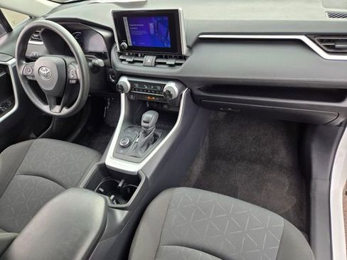 Certified 2025 Toyota RAV4 XLE image 17