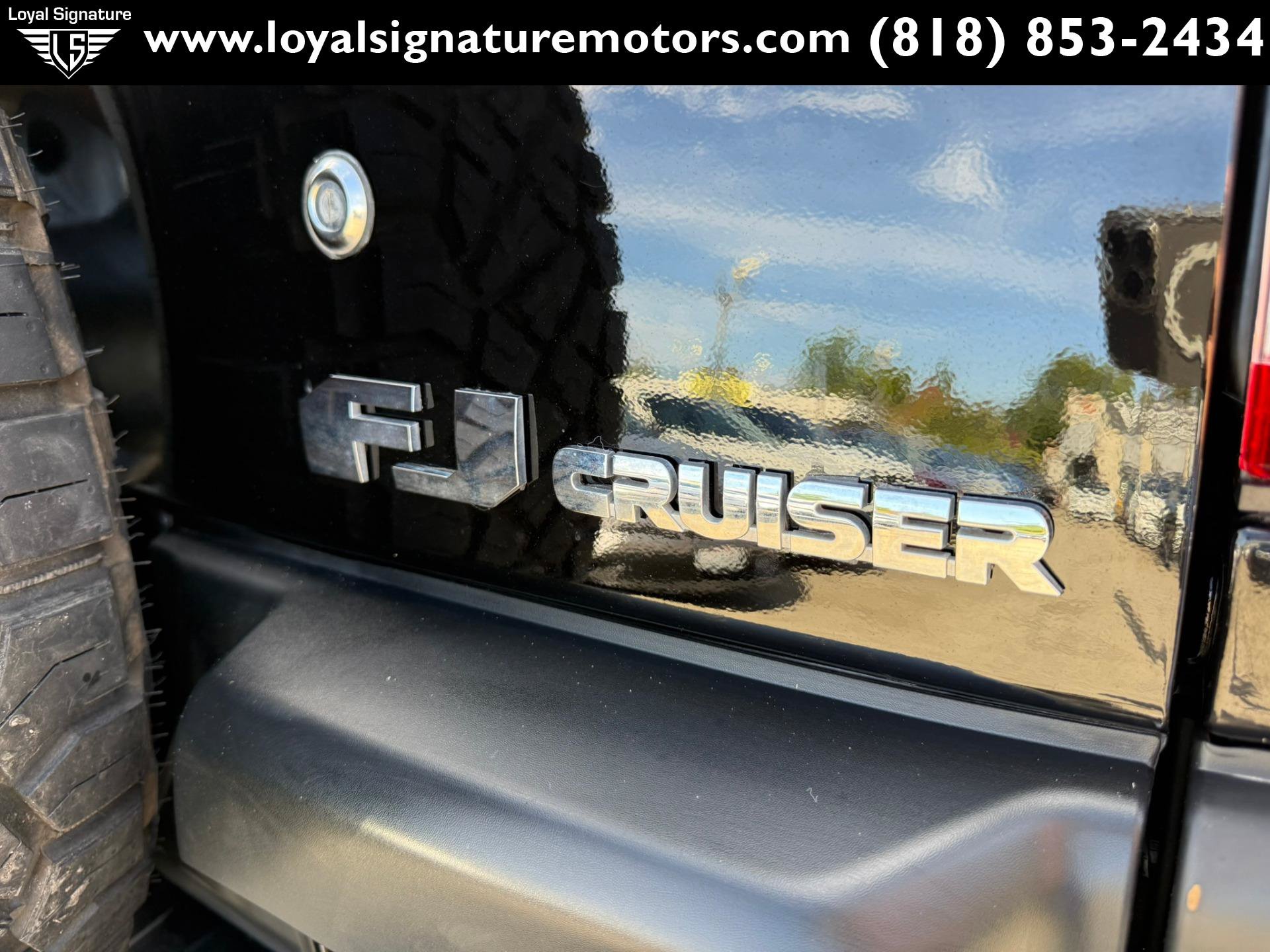 Used 2014 Toyota FJ Cruiser 4WD w/ Upgrade Package image 8