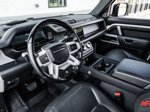 Used 2022 Land Rover Defender 110 X-Dynamic HSE image 2