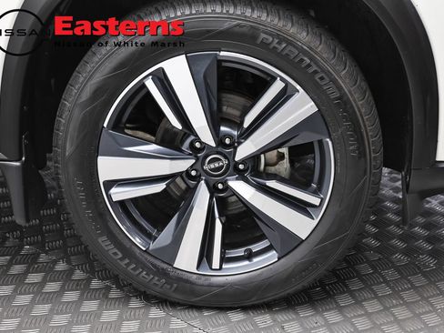 Used 2023 Nissan Rogue SL w/ SL Premium Package AWD/4WD image 30