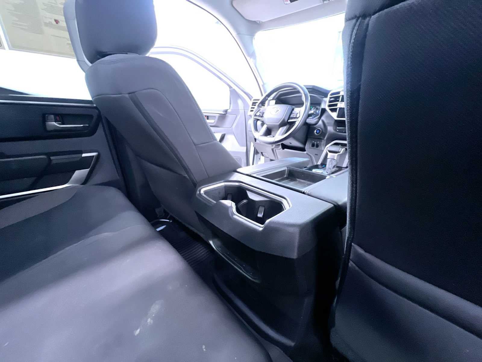Used 2022 Toyota Tundra SR5 AWD/4WD image 37