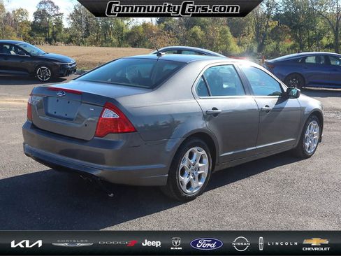 Used 2010 Ford Fusion SE image 7