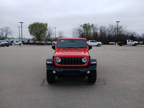 New 2026 Jeep Wrangler Unlimited Sport w/ Convenience Group image 2