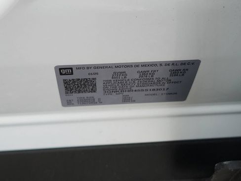 Used 2025 Chevrolet Blazer LT AWD/4WD image 26