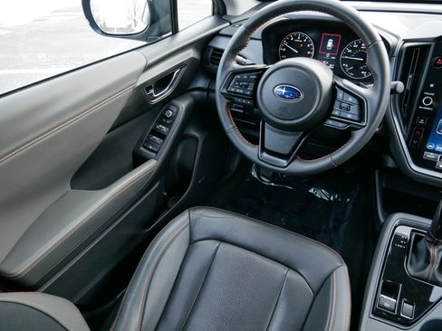 Certified 2024 Subaru Crosstrek 2.5i Limited w/ Crosstrek Mirror Package image 9