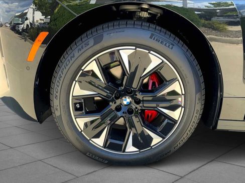 New 2026 BMW iX M70 image 12