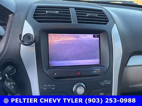 Used 2013 Ford Explorer XLT image 14