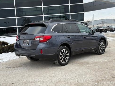 Used 2017 Subaru Outback 2.5i Limited image 3