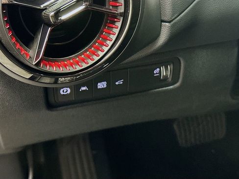 New 2025 Chevrolet Equinox EV RS image 11