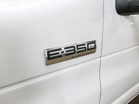 Used 2022 Ford E-350 and Econoline 350 Super Duty w/ Power Windows & Locks Group image 7