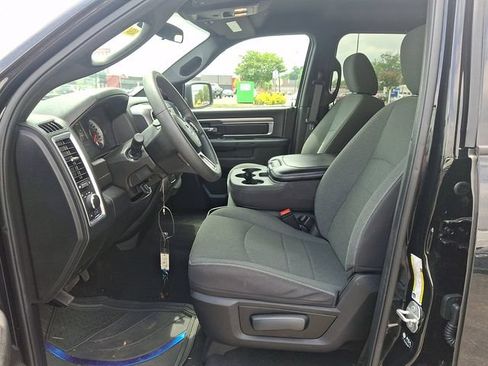 Used 2024 RAM 1500 Warlock AWD/4WD image 13