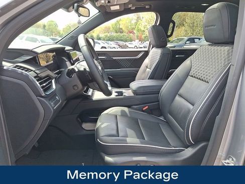 Used 2025 GMC Acadia Denali w/ LPO, Floor Liner Package AWD/4WD image 2