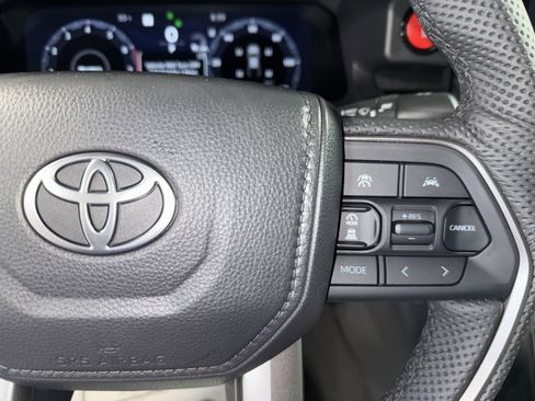 New 2026 Toyota Tacoma TRD Off-Road w/ TRD Off Road Upgrade Package AWD/4WD image 33