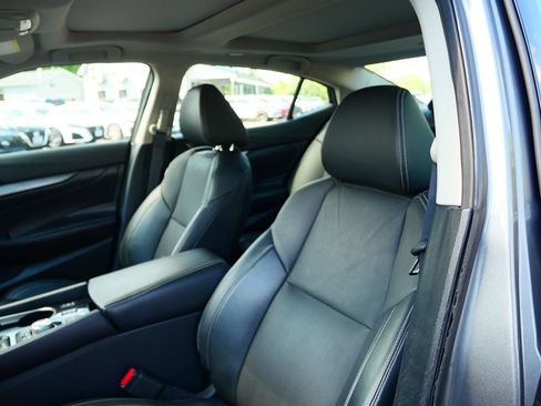 Used 2017 Nissan Maxima 3.5 SL FWD image 11