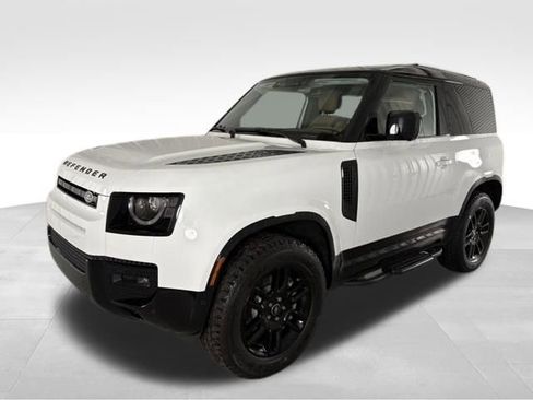 New 2025 Land Rover Defender 90 X-Dynamic SE image 1