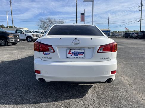 Used 2009 Lexus IS 250 image 3