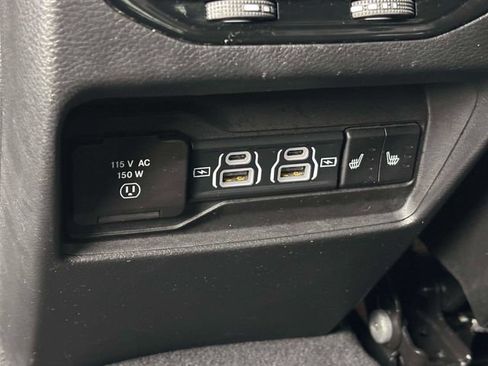 Used 2023 Jeep Grand Cherokee Overland w/ MOPAR Finishing Package AWD/4WD image 25