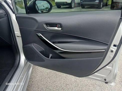 Used 2020 Toyota Corolla XSE FWD image 17