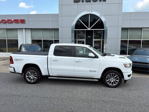Used 2022 RAM 1500 Laramie w/ G/T Package AWD/4WD image 3