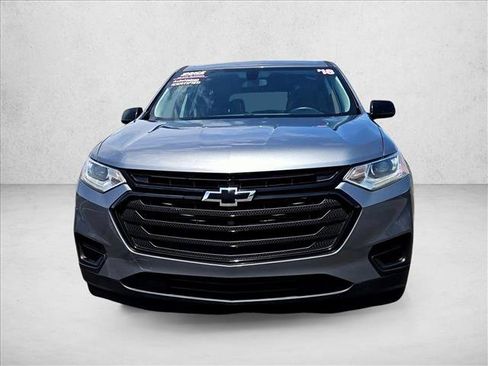 Certified 2018 Chevrolet Traverse LS w/ LPO, Black Accent Package FWD image 3