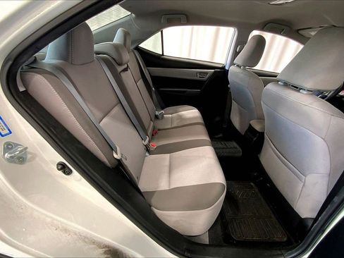 Used 2017 Toyota Corolla LE image 25