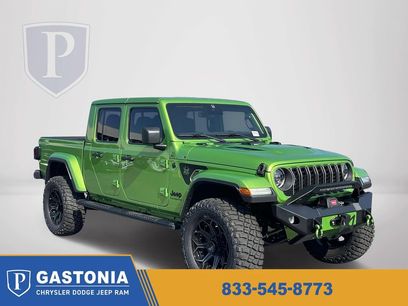 New 2025 Jeep Gladiator Sport w/ Premium Package