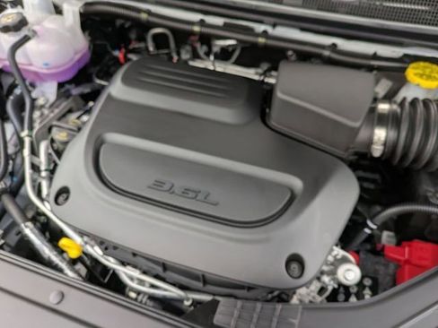 New 2026 Chrysler Pacifica Select w/ S Appearance Package FWD image 37