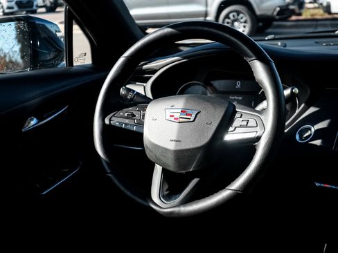 Used 2022 Cadillac XT4 Sport w/ Comfort Package image 18