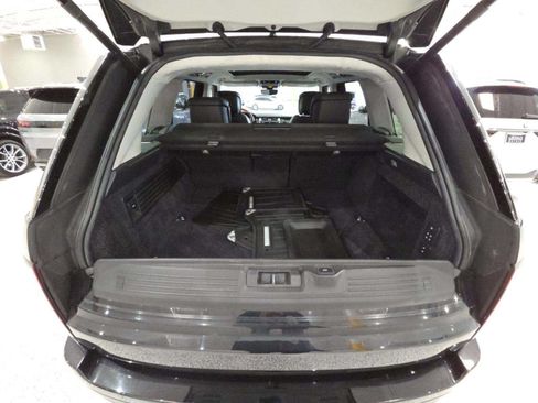 Used 2021 Land Rover Range Rover Autobiography AWD/4WD image 40