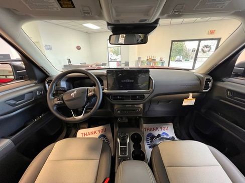 New 2025 Ford Bronco Sport Badlands w/ Sasquatch Badlands Package AWD/4WD image 8