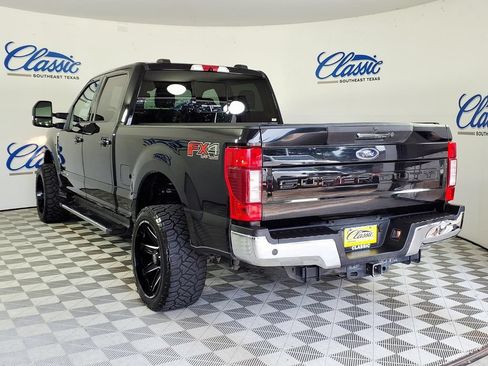 Used 2020 Ford F250 Lariat w/ Lariat Value Package AWD/4WD image 2