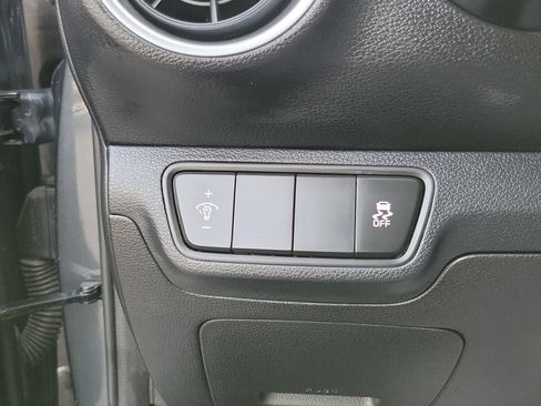 Used 2023 Kia Forte LXS image 16