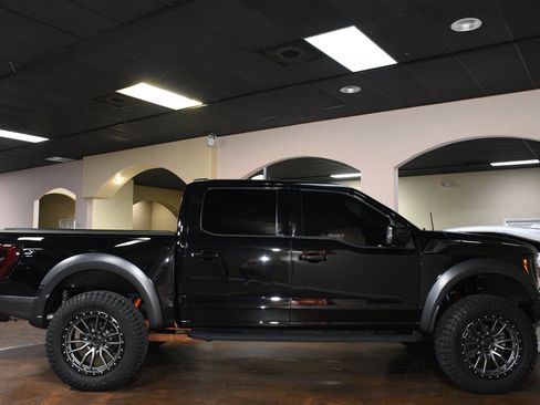Used 2022 Ford F150 Raptor w/ Raptor 37 Performance Package AWD/4WD image 52
