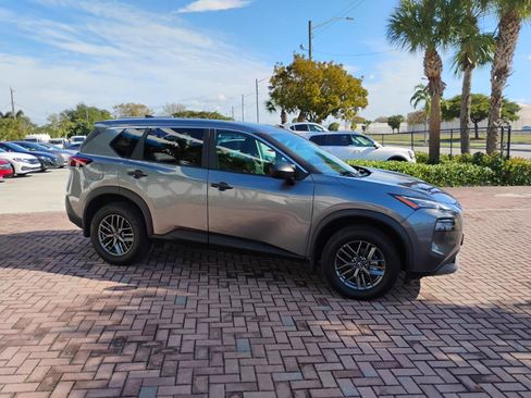Used 2023 Nissan Rogue S AWD/4WD image 49