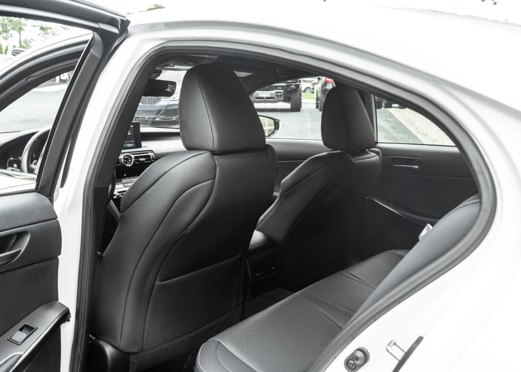 Used 2022 Lexus IS 300 F Sport AWD/4WD image 26