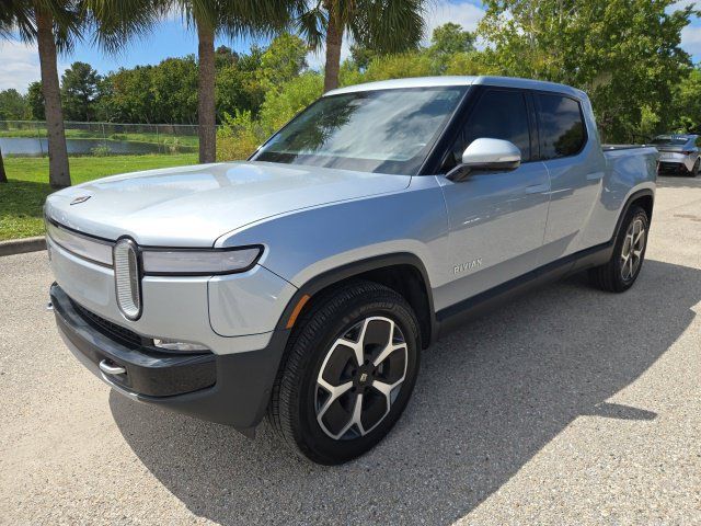 Used 2024 Rivian R1T Adventure Dual AWD/4WD image 1