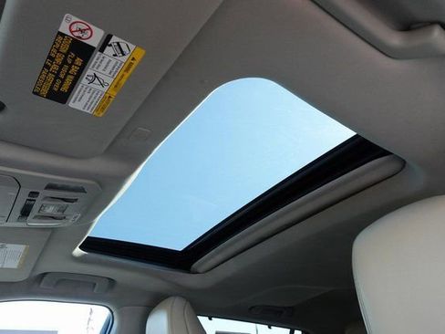 Used 2022 Toyota Highlander Limited image 28