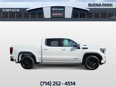 Used 2023 GMC Sierra 1500 Elevation image 9
