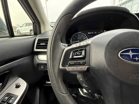 Used 2015 Subaru Crosstrek 2.0i Premium image 19