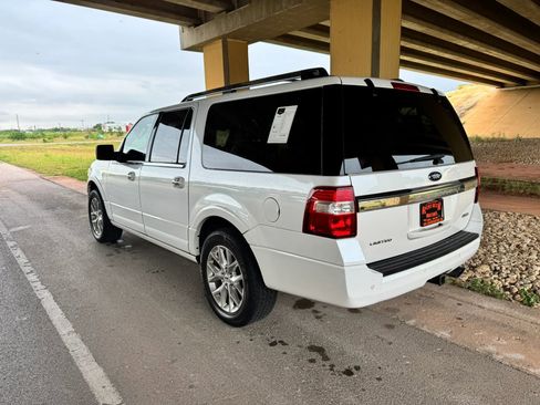 Used 2017 Ford Expedition EL Limited w/ Equipment Group 301A RWD image 5