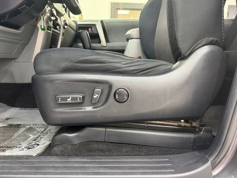Used 2013 Toyota 4Runner SR5 w/ Convenience Pkg RWD image 26