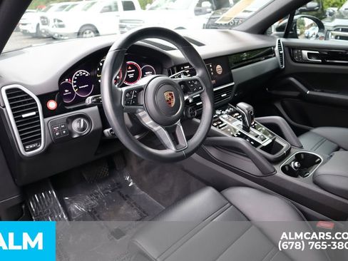 Used 2022 Porsche Cayenne E-Hybrid Coupe image 10
